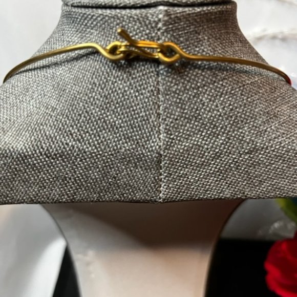 Gold African Choker and Earrings Set. - Picture 3 of 3
